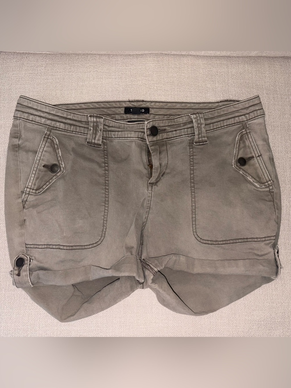 Torrid We Swear By The Fit Shorts Sz 12 Outdoors Hiking Camping Rolled Hem